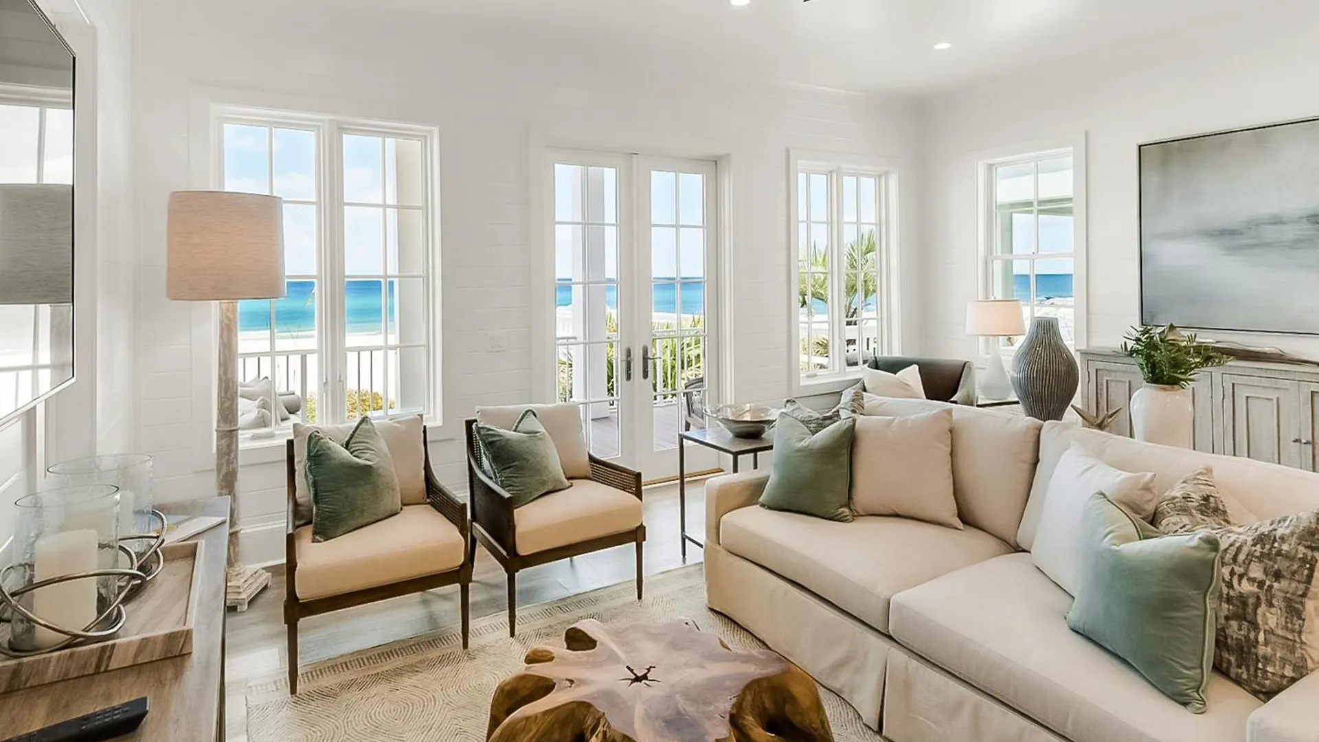 Holiday home Carillon Beach 01: Beachfront Blessings Panama City Beach