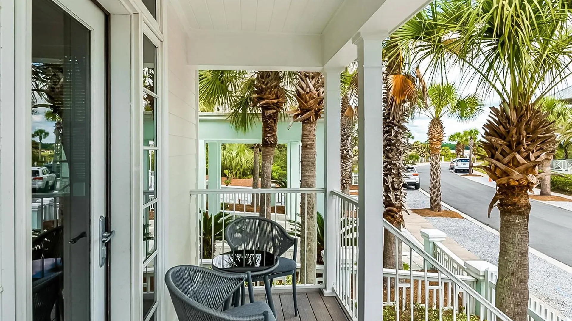 Holiday home Carillon Beach 01: Beachfront Blessings Panama City Beach