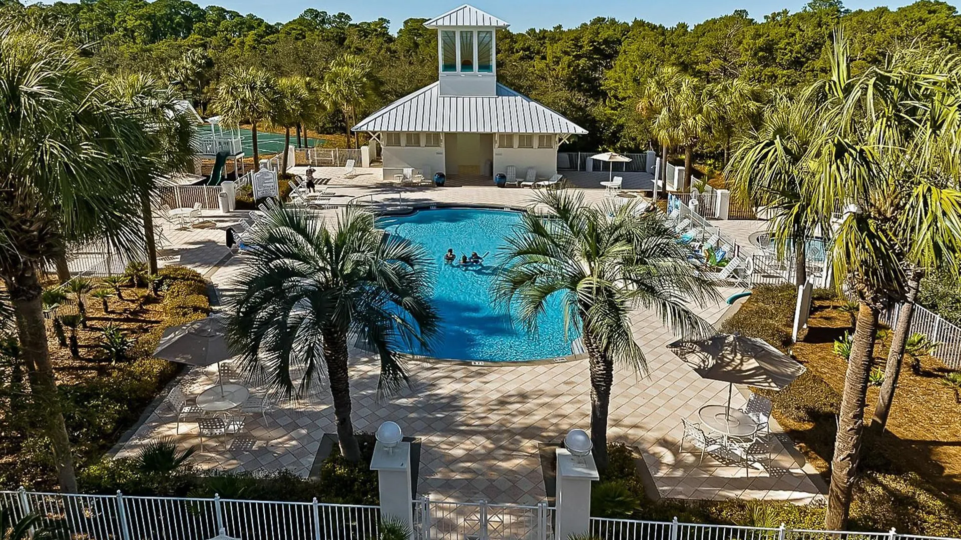 Holiday home Carillon Beach 01: Beachfront Blessings Panama City Beach